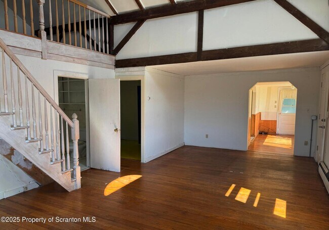 394 Dennis Rd in Honesdale, PA - Building Photo - Building Photo