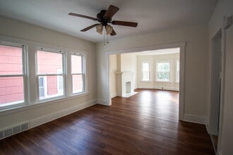 25 Sterling Ave, Unit Upper in Buffalo, NY - Foto de edificio - Building Photo