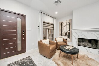 2730 Empire Oaks Lane in Katy, TX - Building Photo - Building Photo