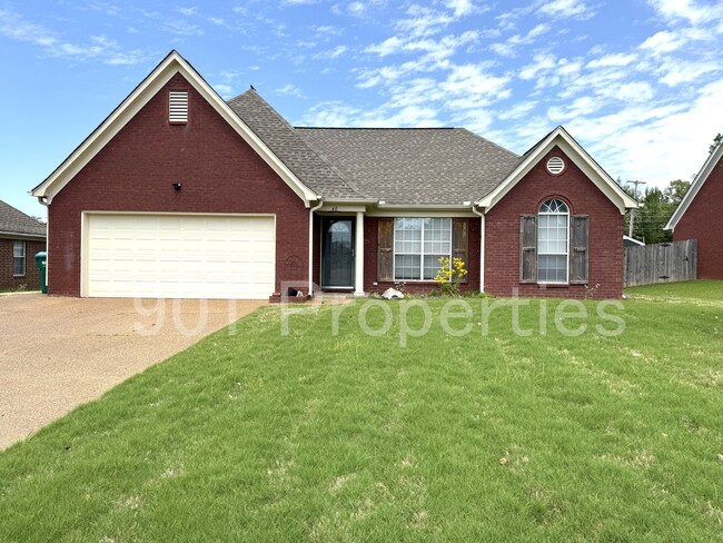 property at 40 Garden View Dr