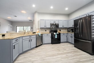 16703 Lazy Breeze Loop in Clermont, FL - Building Photo - Building Photo