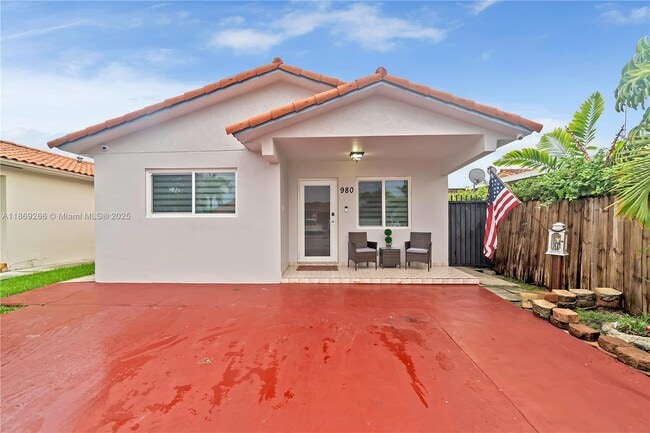 property at 980 W 43rd Pl