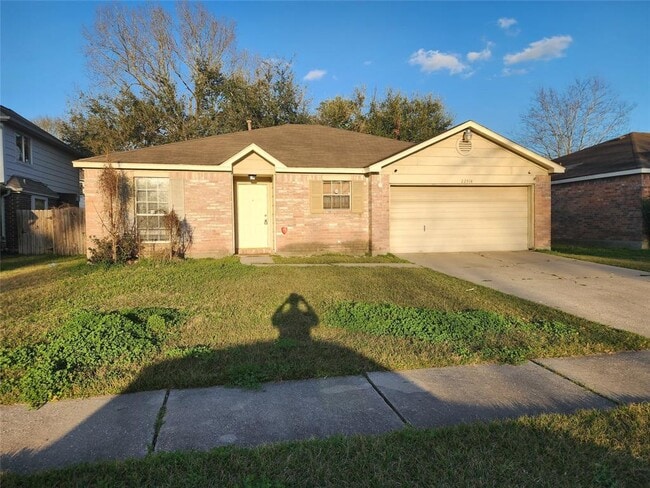 property at 22914 Tree House Ln