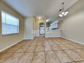 4426 Country Hills Blvd in Plant City, FL - Foto de edificio - Building Photo