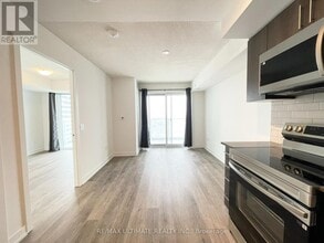 1010 Sandy Beach Rd in Pickering, ON - Building Photo - Building Photo