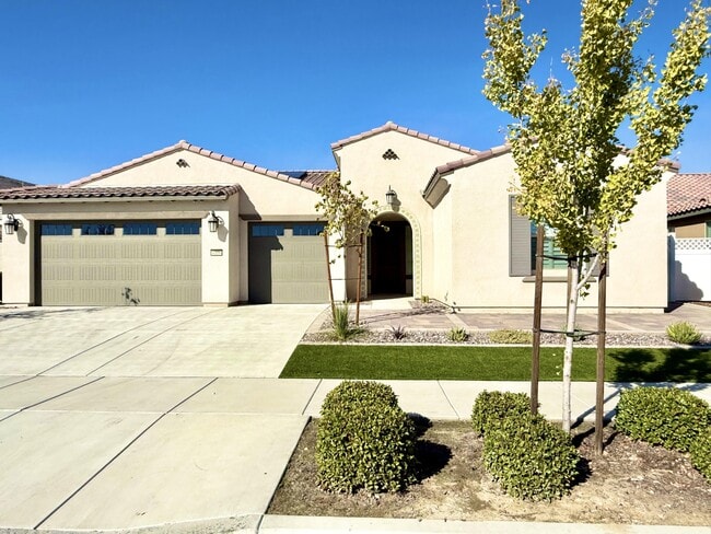 14106 Pemberley Passage Ave in Bakersfield, CA - Building Photo - Building Photo