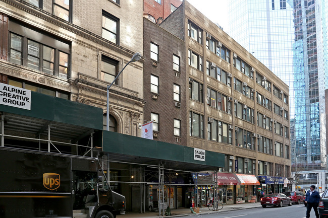 28 E 33rd St in New York, NY - Building Photo - Building Photo