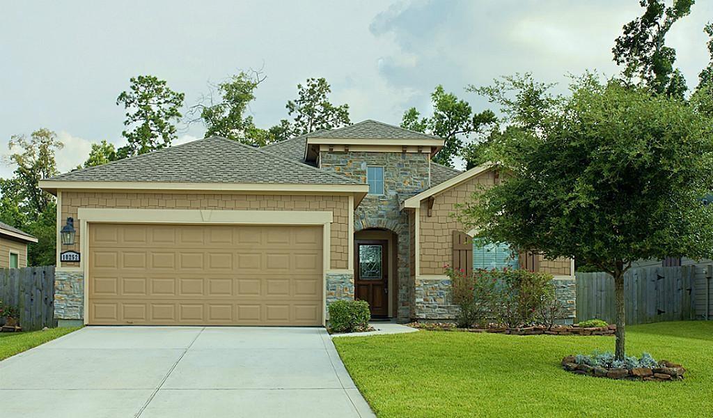10252 Stone Gate Dr in Conroe, TX - Building Photo