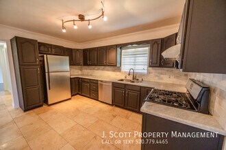 723 W Cactus Wren Dr in Phoenix, AZ - Foto de edificio - Building Photo