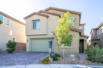 3187 Mossfield Ave in Henderson, NV - Foto de edificio - Building Photo