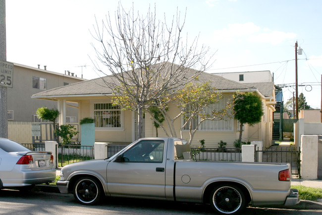 1145 Cherry Ave in Long Beach, CA - Building Photo - Building Photo