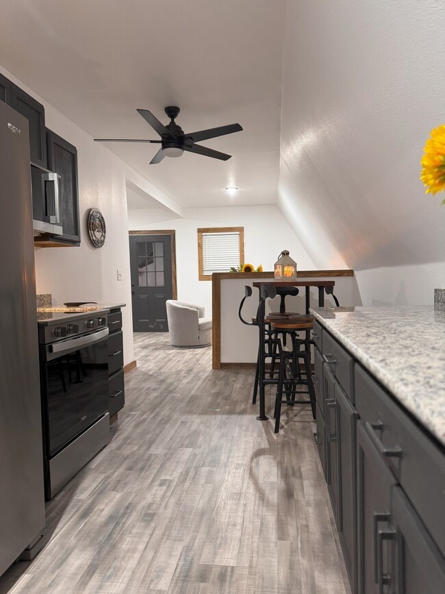 303 S Cable Rd in Mcalester, OK - Building Photo - Building Photo