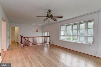 335 N Madison St in Arlington, VA - Building Photo - Building Photo