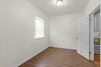 4841 S Loomis Blvd, Unit 2 in Chicago, IL - Building Photo - Building Photo