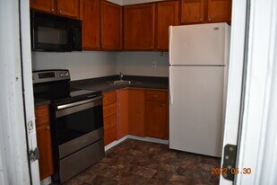 313 Edmund Ave, Unit #2 Upper Unit