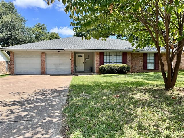 property at 3935 Firethorn Dr