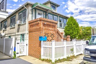 105 Illinois Ave in Long Beach, NY - Building Photo