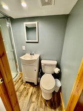 198 Barefoot Landing Dr in Marion, NC - Building Photo - Building Photo