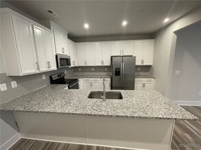 103 Old Charles St in Henrico, VA - Building Photo - Building Photo