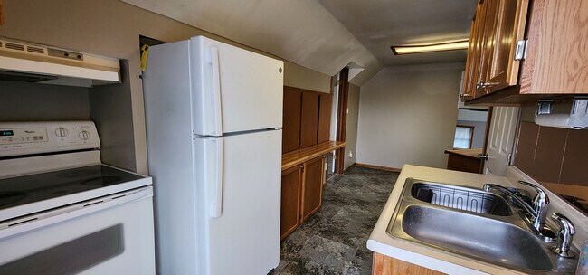 property at 32 11th St NW