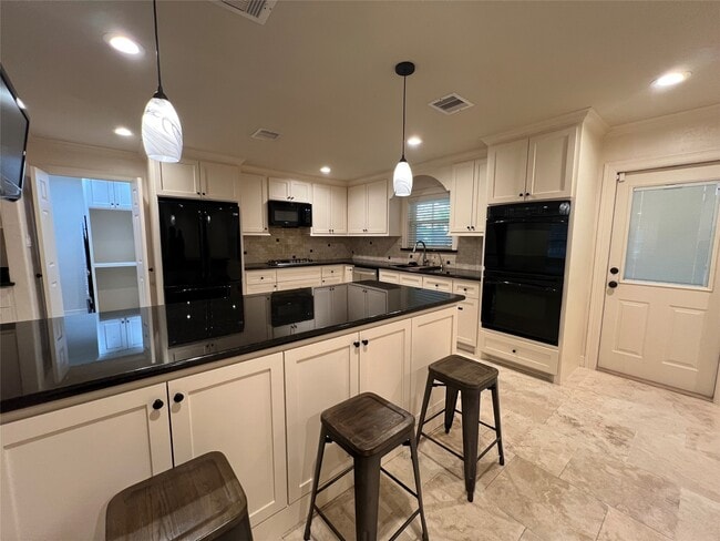 property at 1014 Roxella St