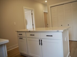 1205 Hillside Pl in North Bergen, NJ - Building Photo - Building Photo