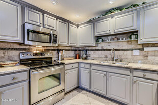 9455 E Raintree Dr in Scottsdale, AZ - Building Photo