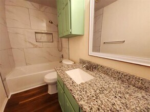 2426 Woodside Dr in Grand Prairie, TX - Building Photo - Building Photo