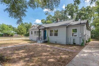 1217 Poppy Ave in Pensacola, FL - Building Photo - Building Photo