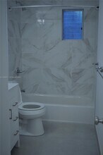 2617 Segovia St in Coral Gables, FL - Building Photo - Building Photo