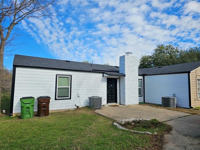 property at 1008 Cushing Dr