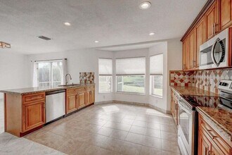 10758 Lake Jasmine Dr in Boca Raton, FL - Building Photo - Building Photo