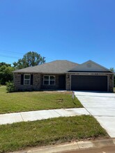 1800 Draper Dr in Conway, AR - Building Photo - Building Photo