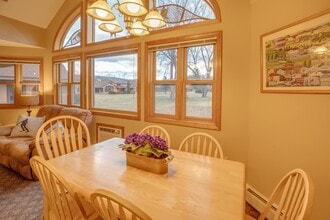 4 Jack O'Lantern Dr in Woodstock, NH - Building Photo - Building Photo