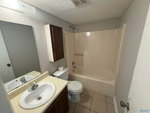 4902 Cotton Row NW in Huntsville, AL - Building Photo - Building Photo