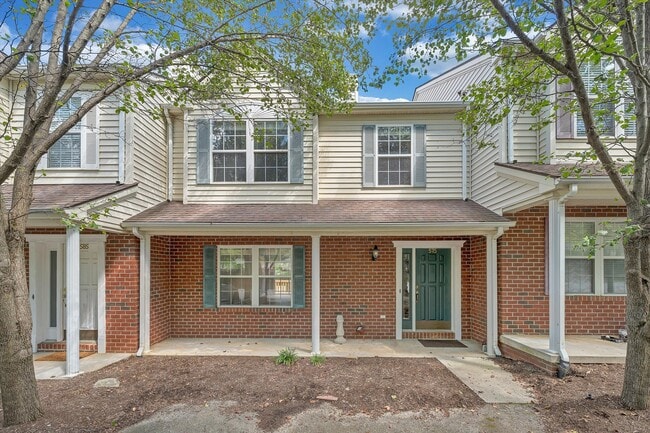 575 Oak Tree Blvd NW