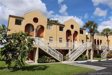 5200 NW 31st Ave, Unit 22 in Fort Lauderdale, FL - Foto de edificio - Building Photo