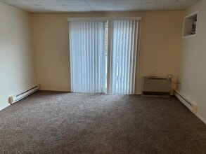 131J Capitol Hill Dr in Londonderry, NH - Building Photo - Building Photo