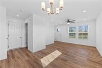 300 Newbridge Wy photo'