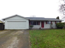 4622 Beaverbrook Ct SE in Salem, OR - Building Photo