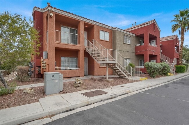 property at 4730 E Craig Rd