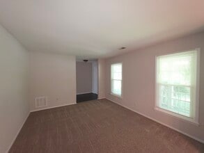 1301 Rock Point Rd in Charlotte, NC - Building Photo - Building Photo