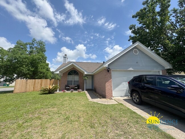 property at 1701 Colonial Ct