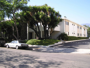 Continental in Santa Barbara, CA - Building Photo - Building Photo