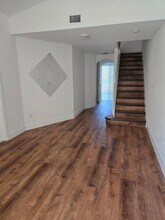 4944 Leeward Ln in Fort Lauderdale, FL - Building Photo - Building Photo