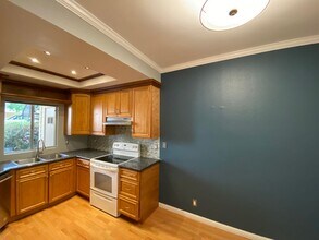 1104 Cedar Gables Dr in San Jose, CA - Building Photo - Building Photo