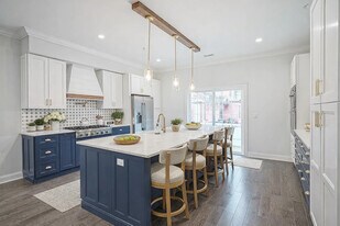 615 S Delhi St in Philadelphia, PA - Building Photo