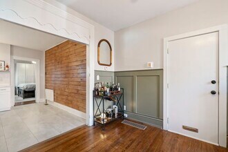 2312 Fitzwater St, Unit A in Philadelphia, PA - Foto de edificio - Building Photo