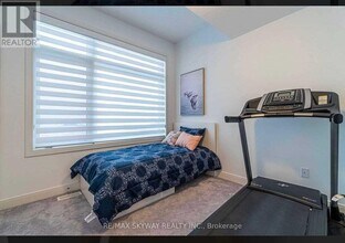 343 Veterans Drive in Brampton, ON - Building Photo - Building Photo