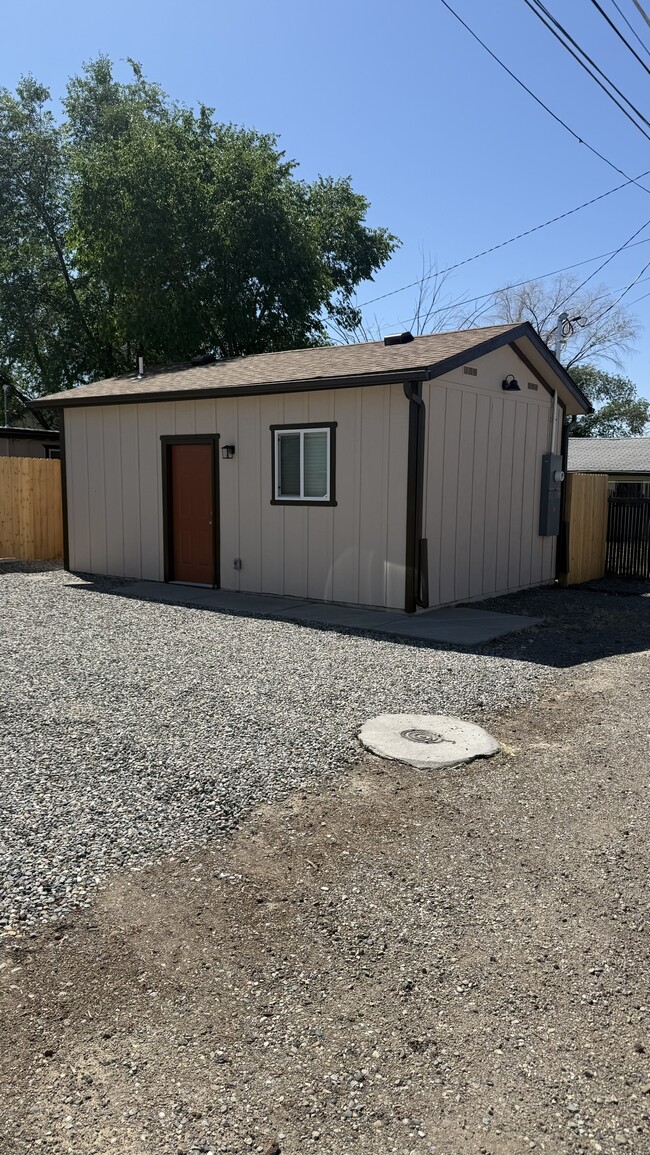 property at 1405 N 25th St